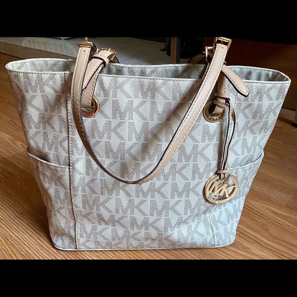 Michael Kors Tote